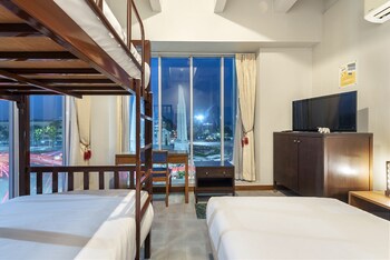 dinso home boutique