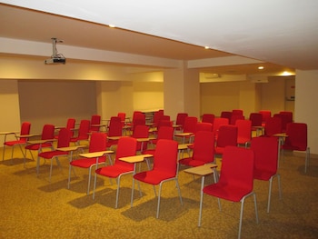 rox hotel