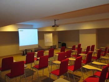 rox hotel