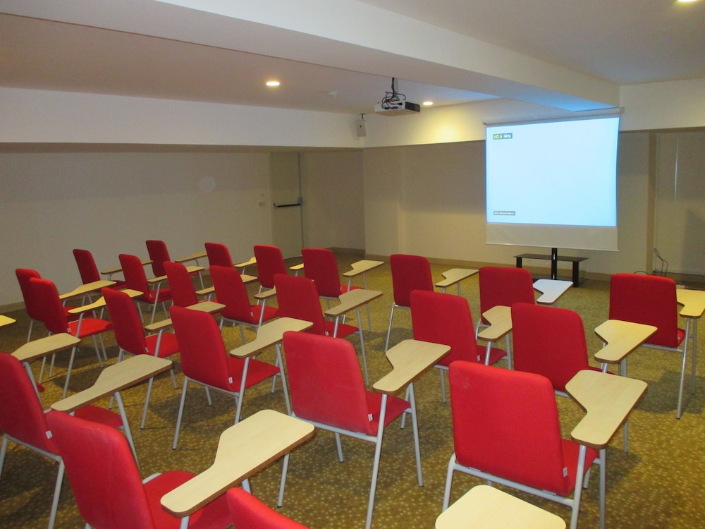 rox hotel