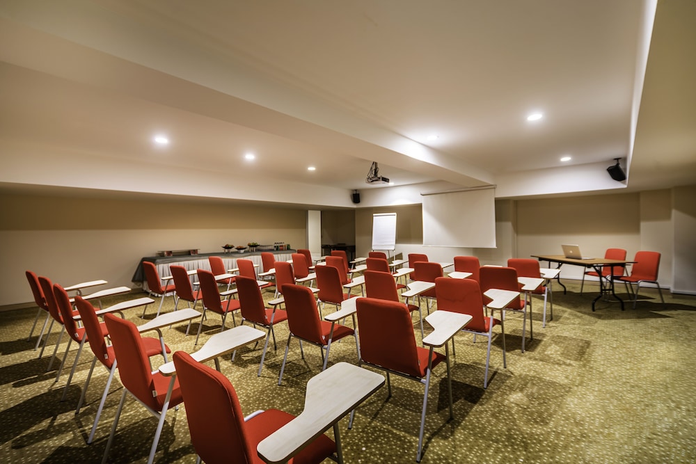 rox hotel