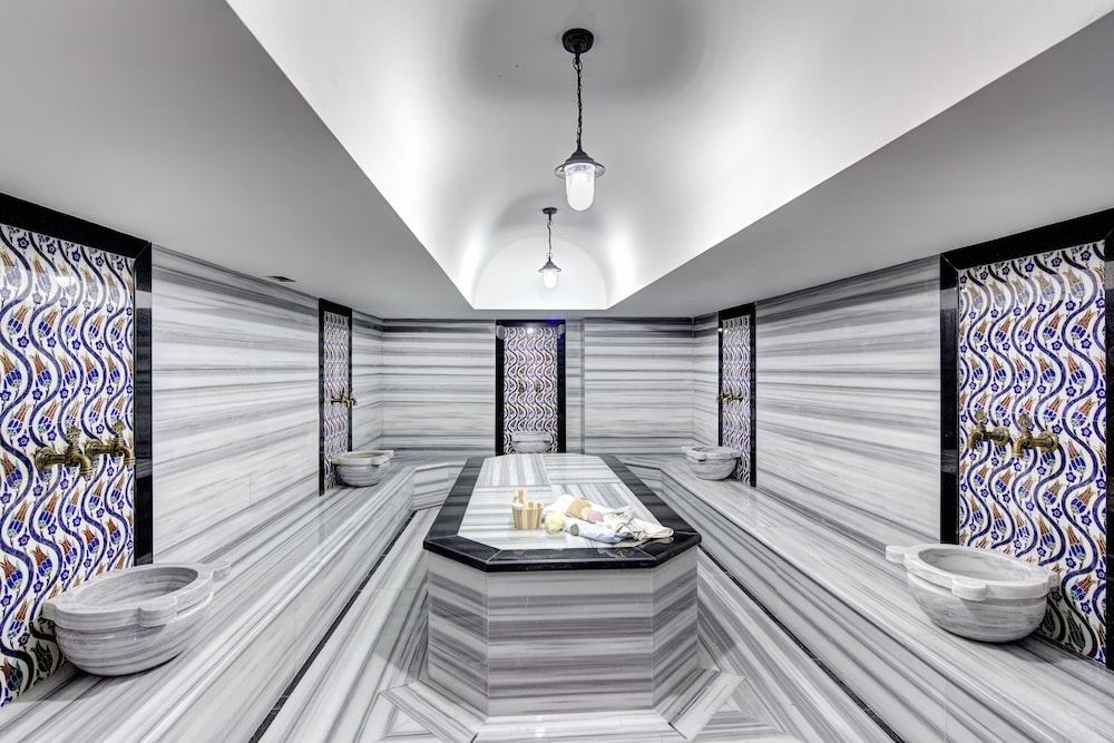 rox hotel