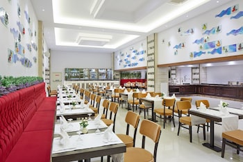 rox hotel
