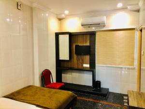 hotel o flagship hotel tejasri residency