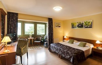 Holiday Club Apartman Hotel,Hévíz>>Heviz,3 star