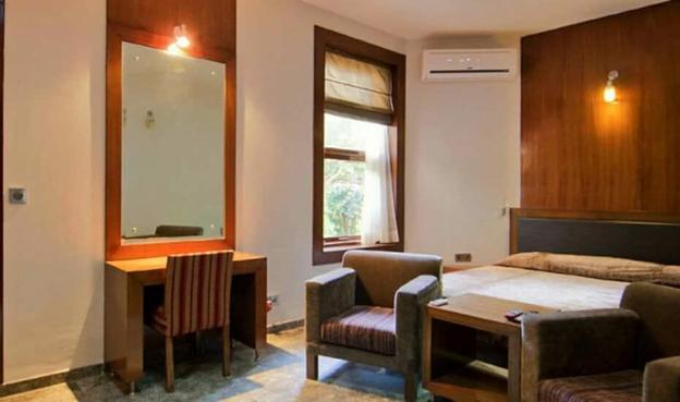 otara luxury homestay