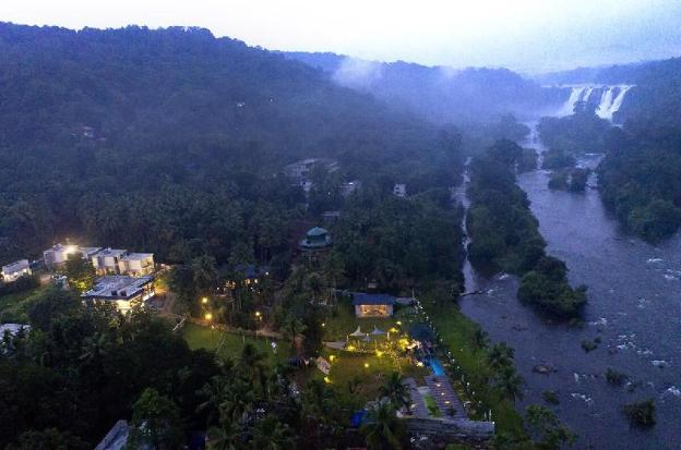 casa rio resort athirapilly