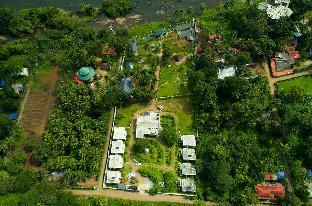 casa rio resort athirapilly