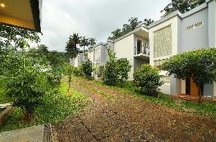 casa rio resort athirapilly