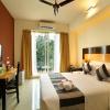 casa rio resort athirapilly
