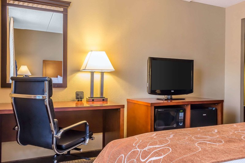 comfort suites near casinos norwich uncasville ct