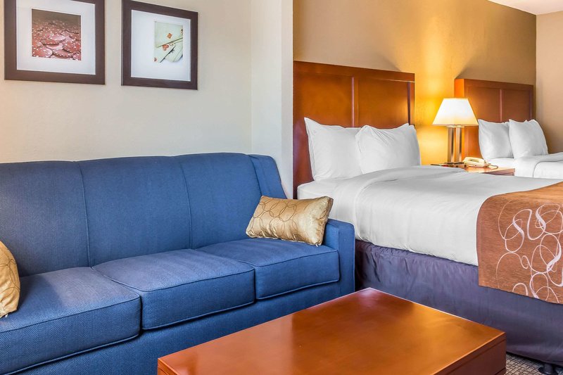 comfort suites near casinos norwich uncasville ct