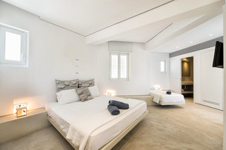 relux ios hotel