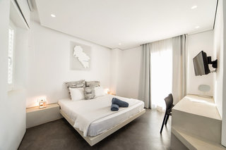 relux ios hotel