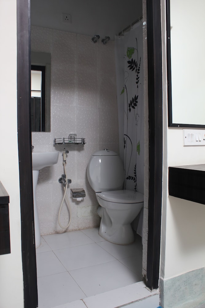 hotel nest international