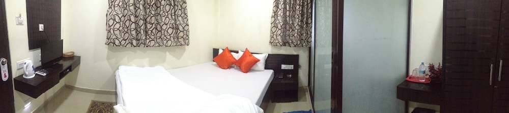 hotel nest international