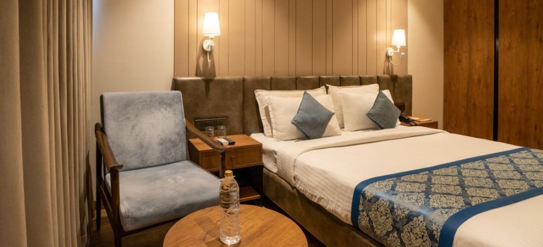 pinnacle grand hotel and banquets