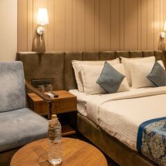 pinnacle grand hotel and banquets