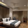 pinnacle grand hotel and banquets