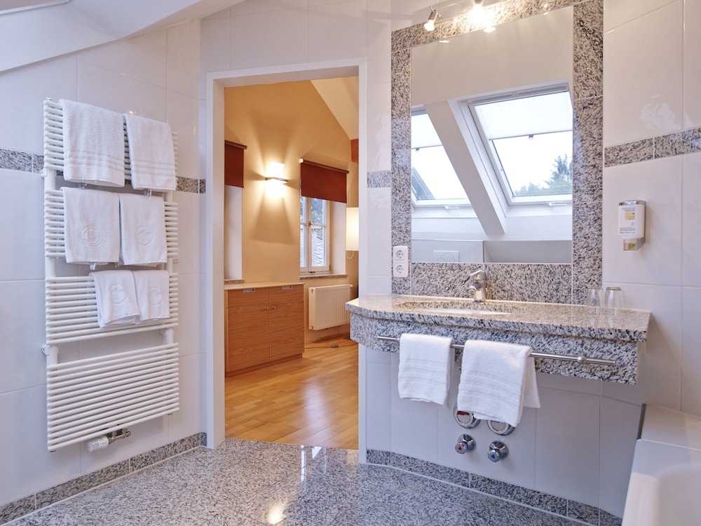 holiday apartments by das grune hotel zur post