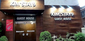 kimstay 9