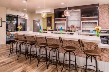 Holiday Inn & Suites Dallas-Addison By Ihg,Dallas>>Addison,3 star