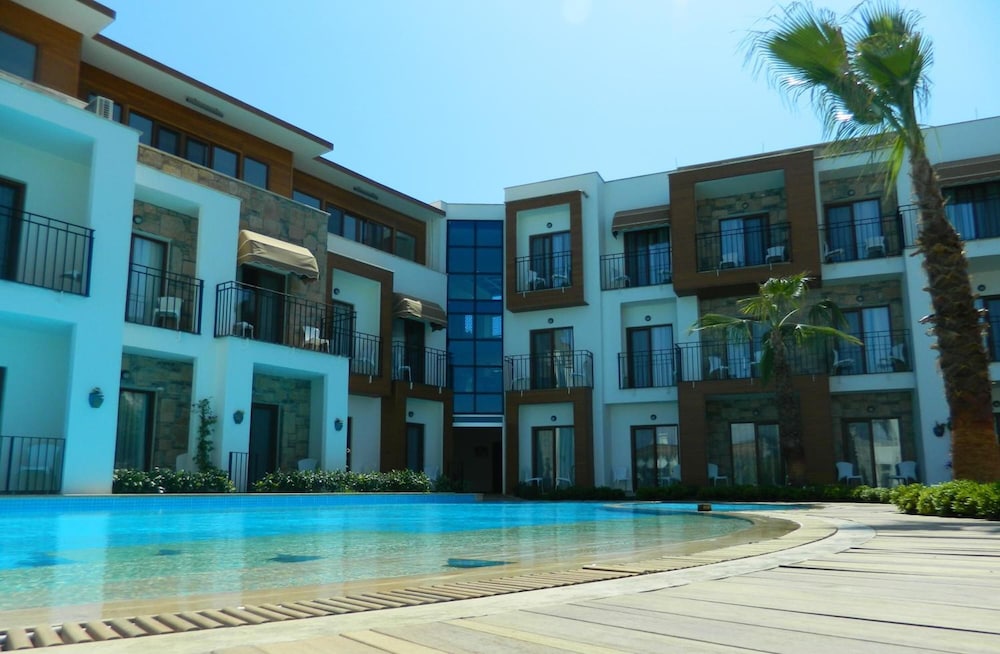 liona hotel