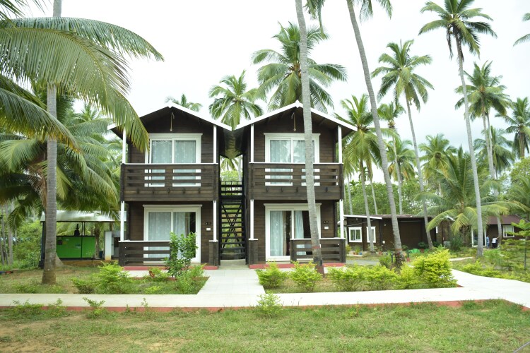 adhvasaha beach spa resort