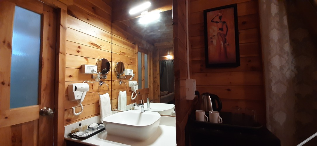 adhvasaha beach spa resort