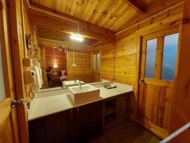 adhvasaha beach spa resort