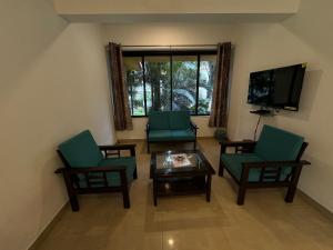 yo yo goa the apartment hotel