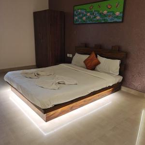 yo yo goa the apartment hotel