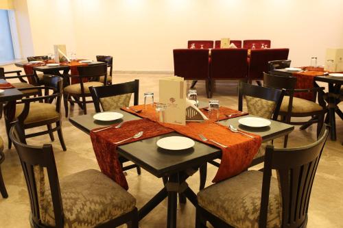 Tivoli Royal Palace,Palwal>>Faridabad,3 star