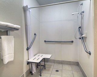 columbia inn and suites