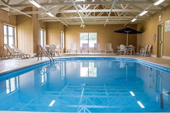 norwood inn and suites north conference center