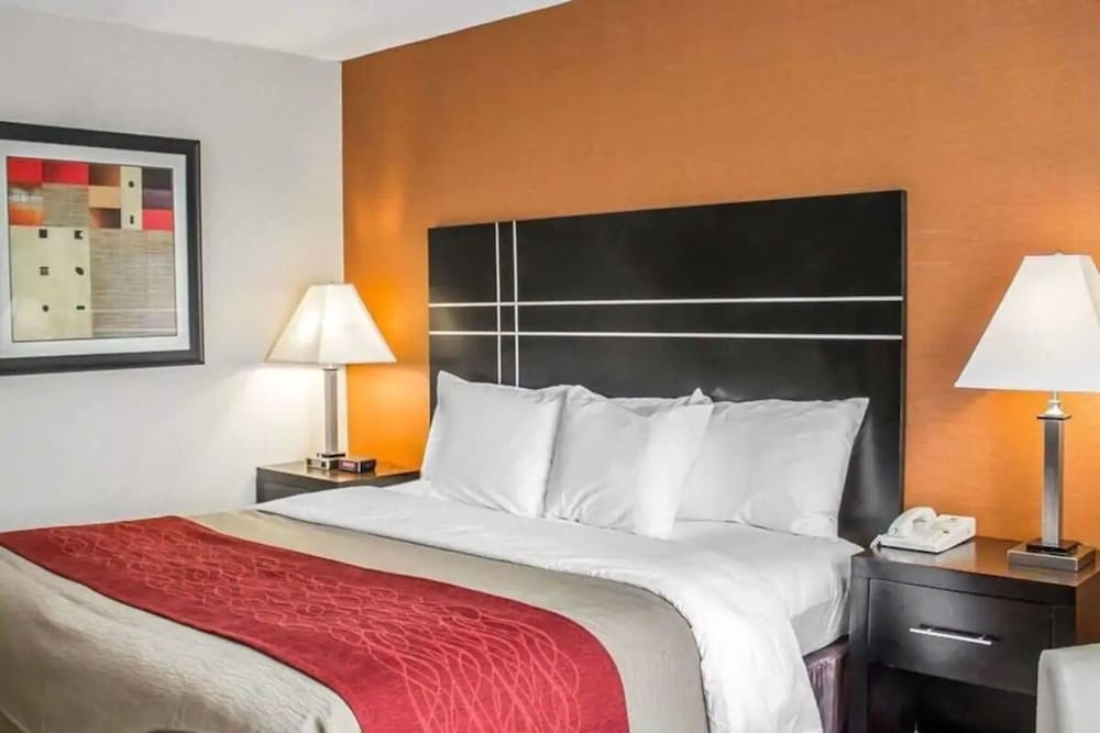 norwood inn and suites north conference center