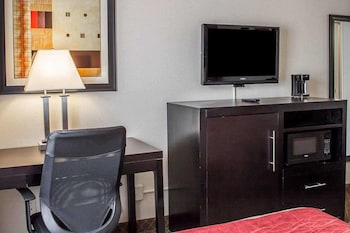 norwood inn and suites north conference center