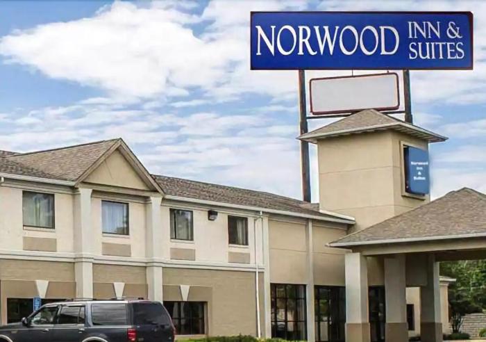 norwood inn and suites north conference center
