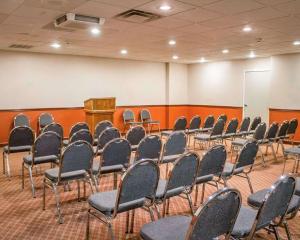 norwood inn and suites north conference center