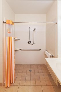 La Quinta Inn & Suites By Wyndham Columbus Tx,Colorado County>>Colorado,3 star