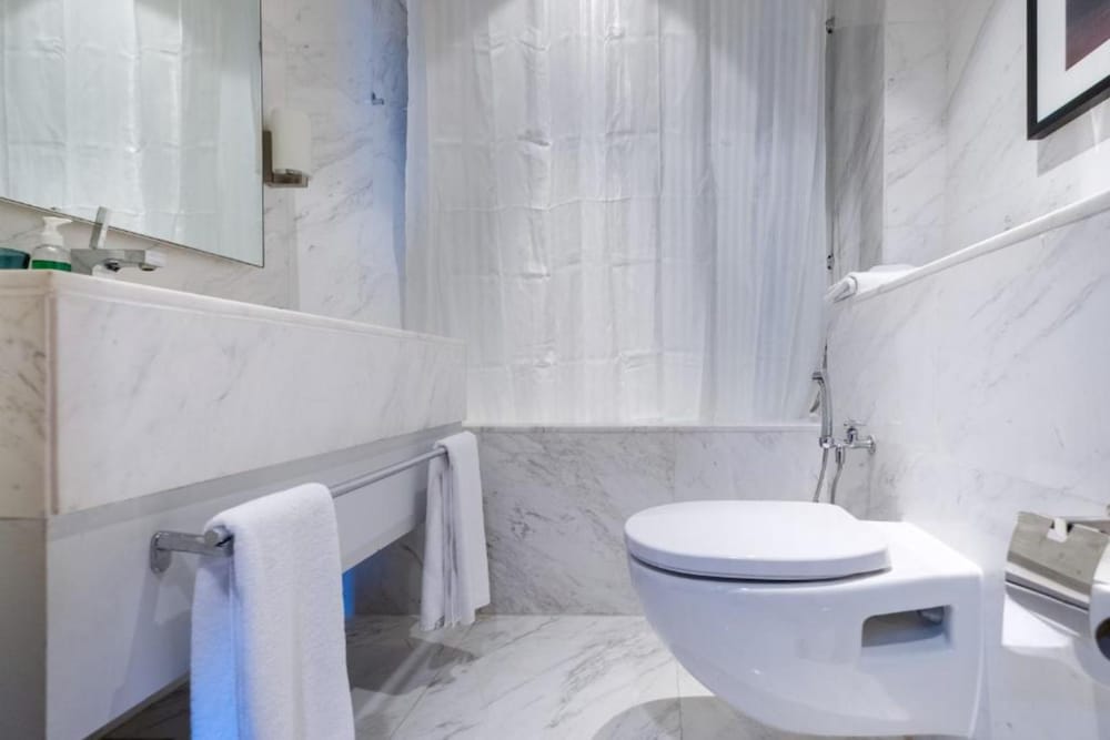 cosy and cute studio at the address dubai mall