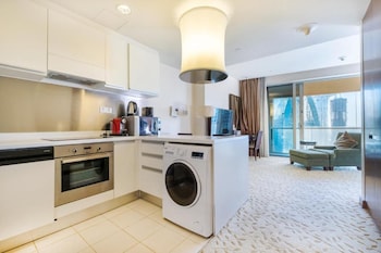 Cosy And Cute Studio At The Address Dubai Mall,,0 star