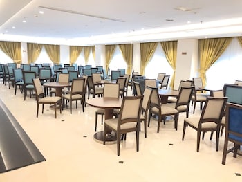 zaha al madina hotel
