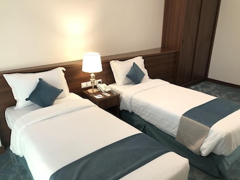 zaha al madina hotel