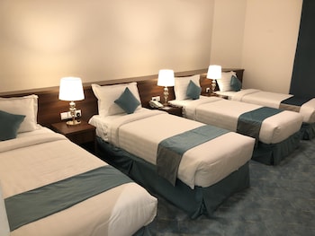 zaha al madina hotel