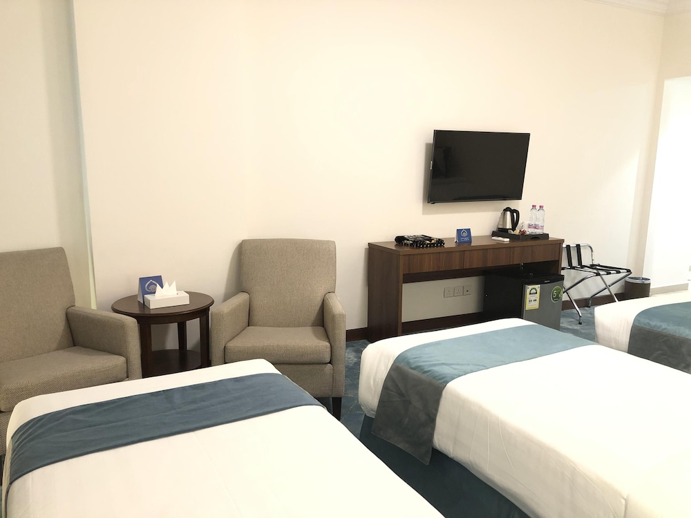 zaha al madina hotel