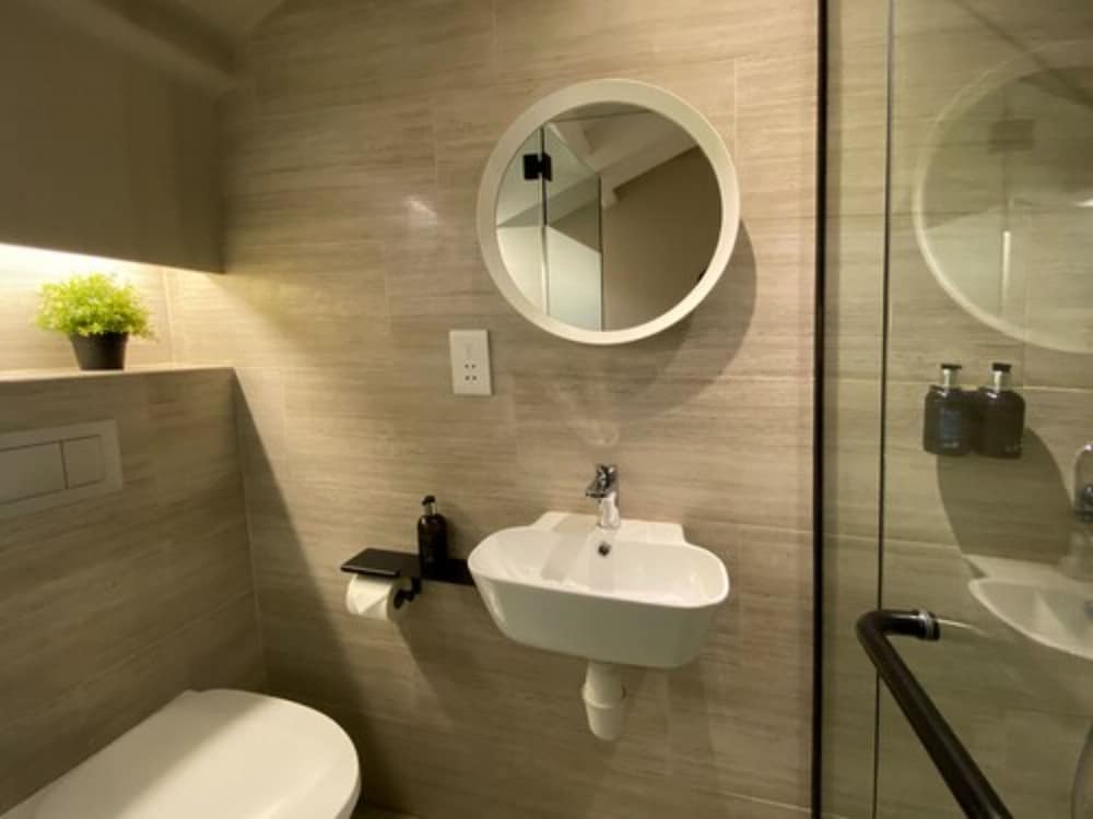 st signature jalan besar dayuse 5 hours 5pm 10pm