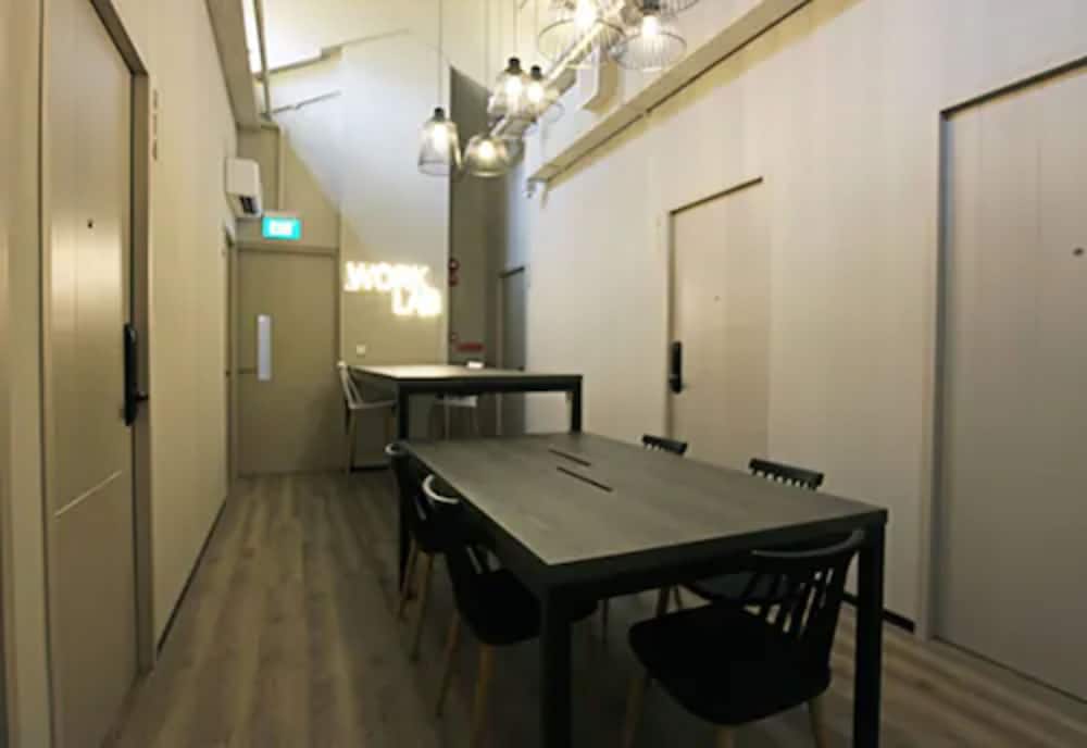 st signature jalan besar dayuse 5 hours 5pm 10pm