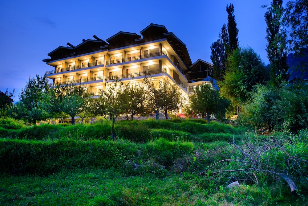 naturevilas sarovar premiere manali