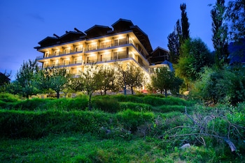 naturevilas sarovar premiere manali